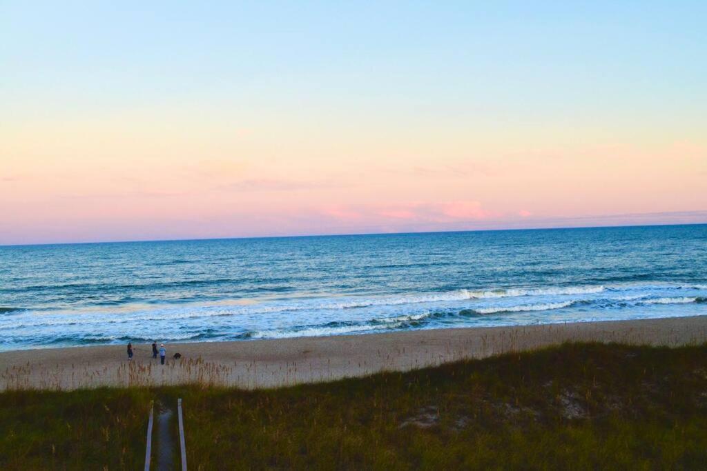 Living The Dream On The Beach! Carolina Beach Eksteriør billede